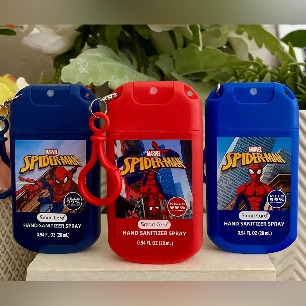 🆕🫧 VIRAL SMART CARE “SPIDER-MAN” HAND SANITIZER KEYCHAIN SET. BRAND NEW!